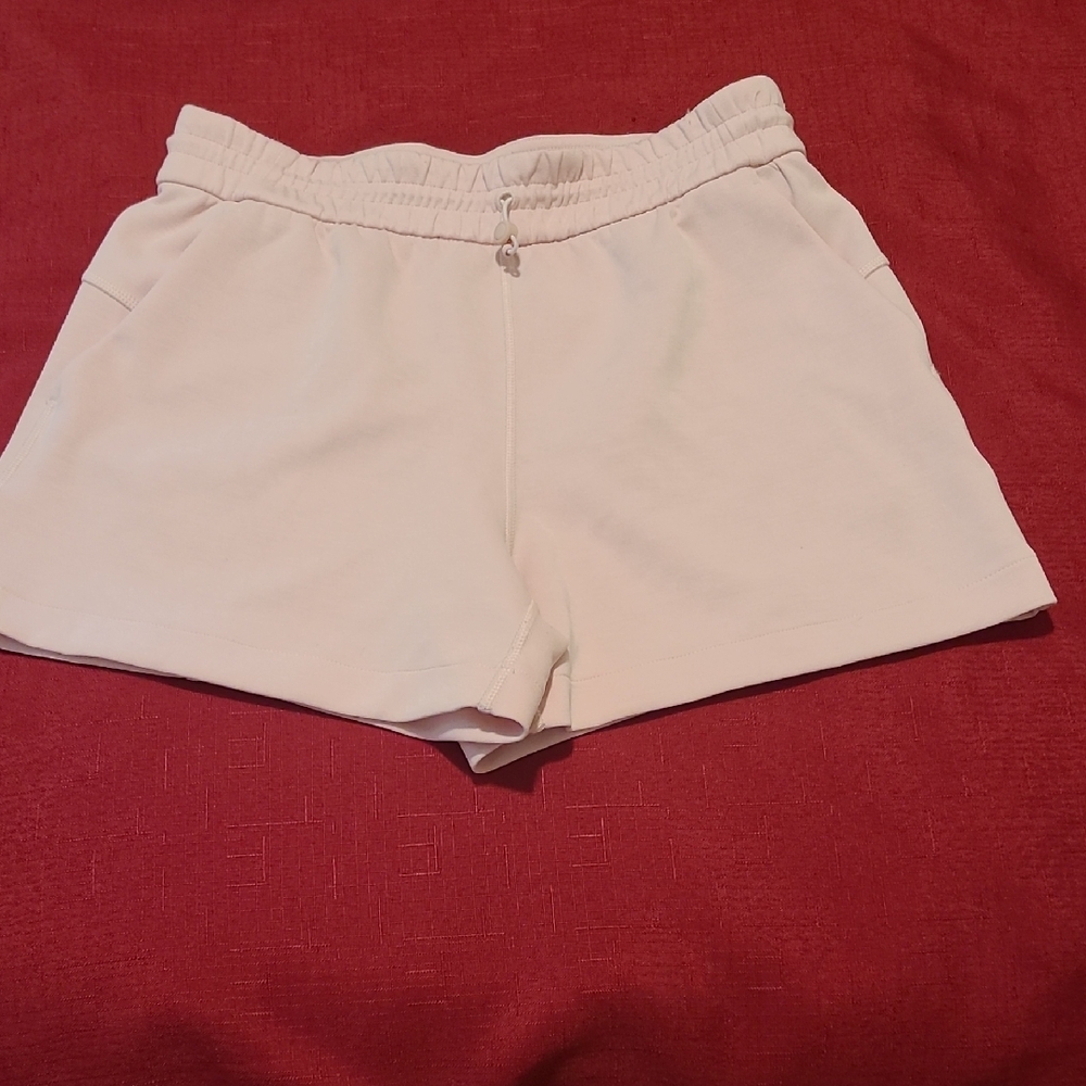 Lululemon Athletica Pink Athletic Shorts with Elastic Waistband